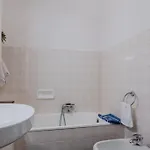 Host4u - Gardoncino With Pool And Beautiful Garden On Of Garda Lejlighed