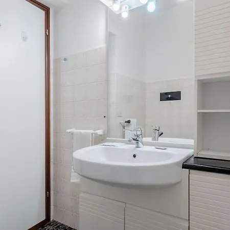 Appartement Host4u - Gardoncino With Pool And Beautiful Garden On Of Garda