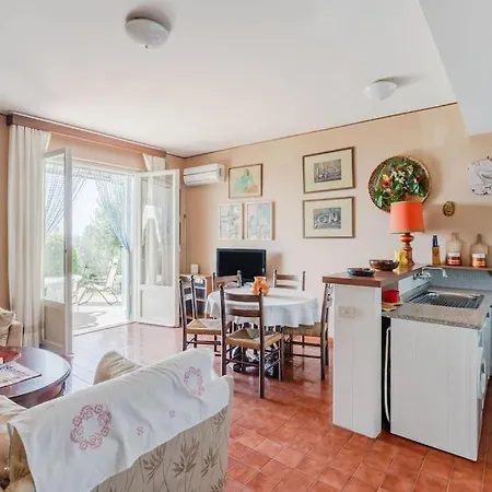 Lejlighed Host4u - Gardoncino With Pool And Beautiful Garden On Of Garda
