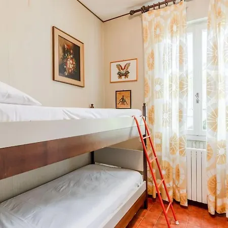 Host4u - Gardoncino With Pool And Beautiful Garden On Of Garda * Montinelle