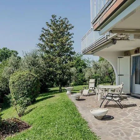 Host4u - Gardoncino With Pool And Beautiful Garden On Of Garda